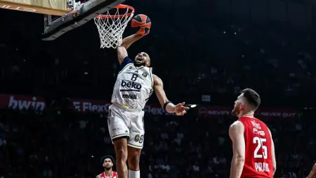 EuroLeague Dörtlü Final maçından bir görüntü