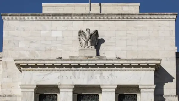 Federal Rezerv binası veya Fed yetkililerinin basın toplantısı