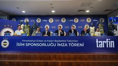 Fenerbahçe ve Tarfin yetkilileri sponsorluk anlaşması imza töreninde