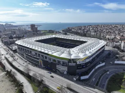 Fenerbahçe Kadın ve 18 Yaş Altı Taraftarlara Ücretsiz Bilet İmkanı Sunuyor