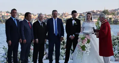 Fenerbahçe'nin Yıldız Oyuncusu İsmail Yüksek Dünyaevine Girdi