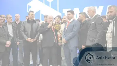 Ferikoyden Anlamli Sampiyonluk Kutlamasi: Kupa Genclere Armagan Edildi