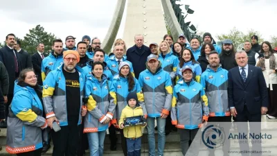 Cumhurbaşkanı Erdoğan, Doğu-Batı Dostluk ve İpek Yolu Rallisi'ni Ankara'dan Uğurladı