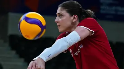 Filenin Sultanları'ndan VNL'de '4'te 4' Hedefi: Santarelli ve Berka Buse Özden'den Açıklamalar