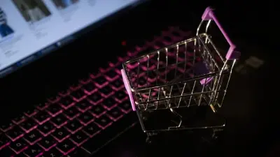 Genç Tüketici Algısında Yeni Dönem: Fiyat Yerine Güven ve Deneyim Öne Çıkıyor