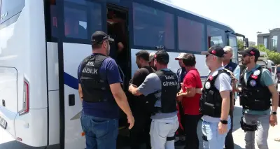 Gökçeada'da Yasa Dışı Çıkış Hazırlığındaki FETÖ Şüphelileri Yakalandı: 4 Tutuklama