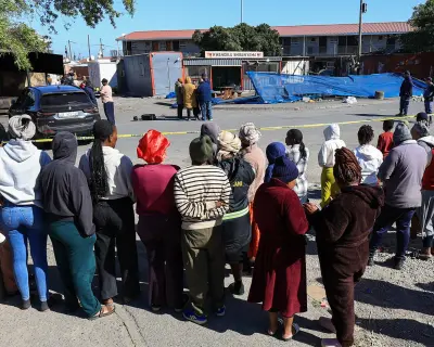 Güney Afrika'daki toplu silahlı saldırı sonrası olay yeri incelemesi
