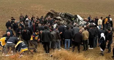 Hakkari-Van kara yolunda meydana gelen zincirleme trafik kazası