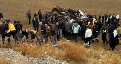 Hakkari-Van Karayolu Kaza Yeri ve Ekipler