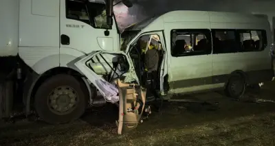 Hatay'da İşçi Servisi Kazası: Bir Ölü, On Beş Yaralı