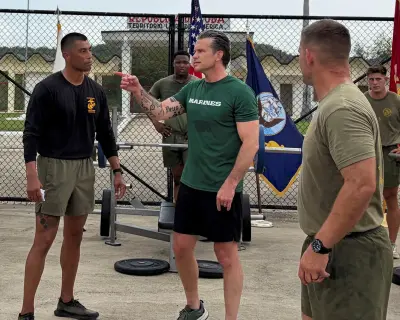 Hegseth'ten Küba'ya Silah Uyarısı: Guantanamo Ziyaretinde Gergin Mesajlar