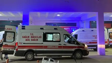 Hendek'teki kimyasal sızıntı olay yerine müdahale eden AFAD ekipleri