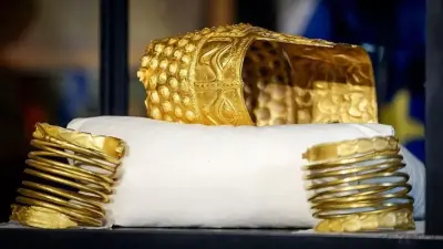 Hollanda Müzesinden Çalınan Altın Miğfer Hırsızlarına Hapis Cezası