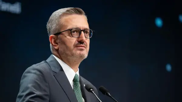 İletişim Başkanı Fahrettin Duran'ın videolu mesajının yer aldığı panel etkinliği