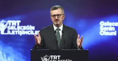 Cumhurbaşkanlığı İletişim Başkanı Burhanettin Duran, TRT Geleceğin İletişimcileri Yarışması Ödül Töreni'nde konuşma yaparken
