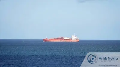İran'dan Çarpıcı İddia: ABD Savaş Gemisi Vuruldu mu?
