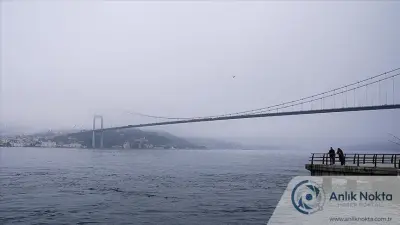 İstanbul Boğazı'nda Nefes Kesen Anlar: Dev Gemi Arızası Trafiği Durdurdu, Sonra Yeniden Açıldı!