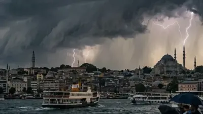 İstanbul'da Fırtına Alarmı: Valilik ve Meteoroloji'den Kritik Uyarı