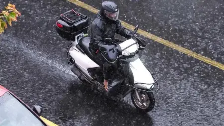 İstanbul'da motosiklet trafiğine yasak getirildiğini gösteren görsel