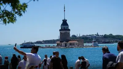 İstanbul'da Sıcaklıklar Yükseliyor: Poyraz Esintisiyle Birlikte 33 Derece Bekleniyor