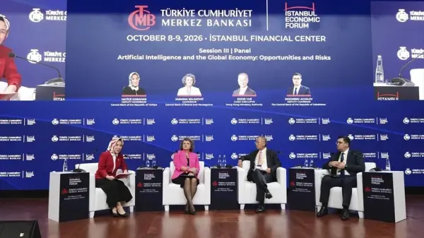 Merkez bankası başkanları ve politika yapıcılar, yapay zeka ve küresel ekonomi üzerine İstanbul Ekonomi Forumu'nda tartışıyor.