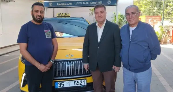 İzmir'de hizmete başlayan ilk TOGG taksi