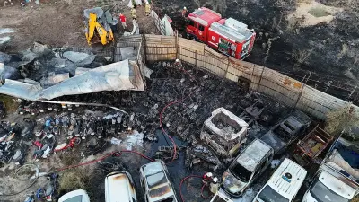 İzmir'de Yediemin Otoparkında Korkutan Yangın: Çok Sayıda Araç Kül Oldu