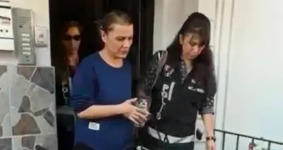 İzmit Belediye Başkanı Fatma Kaplan Hürriyet Görevden Uzaklaştırıldı