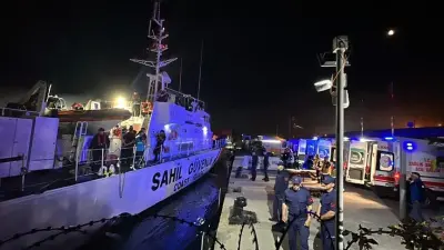 Karadeniz'de Balıkçı Teknesine Saldırı: Bir Ölü, Dört Yaralı İnebolu'ya Getirildi