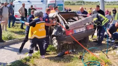 Kayseri'de Kanlı Kavşak: 2 Otomobil Çarpıştı, 3 Can Yitirildi, 5 Yaralı