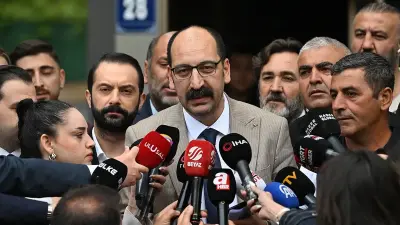 Kemal Kılıçdaroğlu'nun Sağlık Durumu Hakkında Açıklama: Yoğun Çalışma ve Serum Kullanımı