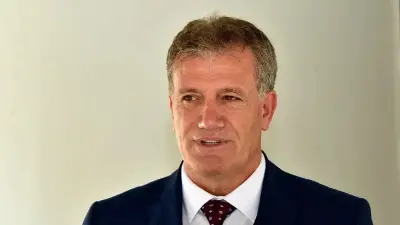 KKTC Siyasetinde Şok Gelişme: Bakan Arıklı Görevden Alındı