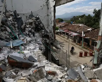 Kolombiya'nın Güneydoğusunda Bölgesel Hakimiyet Mücadelesi: 52 Militan Hayatını Kaybetti