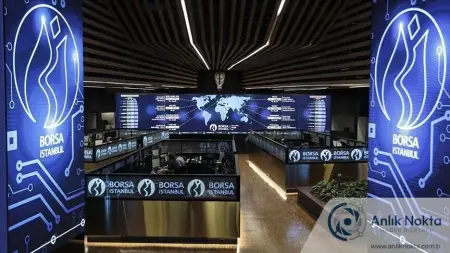 Borsa İstanbul'da düşüş yaşayan BIST 100 endeksi grafiği