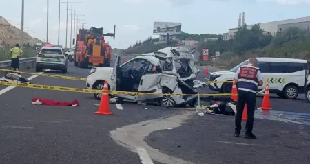 Kuzey Marmara Otoyolu'nda kaza sonrası olay yeri incelemesi ve acil durum ekipleri.