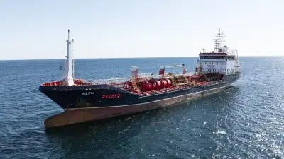 Marmara'da Gemi Faciası: İki Kaptan Tutuklandı, Kayıp Mürettebat Aranıyor