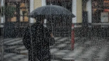 Marmara Bölgesi'nde kuvvetli yağışlar nedeniyle oluşan sel ve su baskını görüntüleri