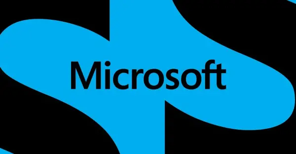 Dijital bir kilit, neon yeşil kod akışıyla kırılıyor, Microsoft logosu arka planda.