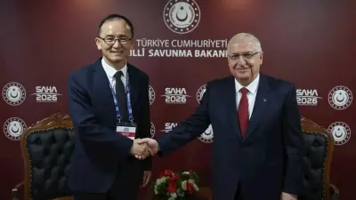 Milli Savunma Bakanı Güler, Çin Büyükelçisi Xuebin'i SAHA 2026 Fuarı'nda Ağırladı