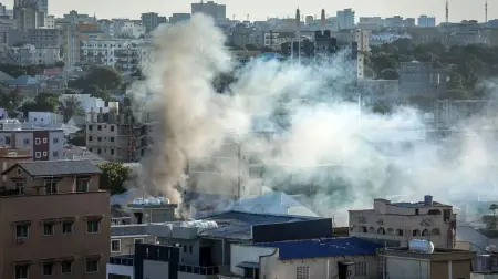 Mogadişu'da hükümet ve muhalefet güçleri arasındaki çatışmaları gösteren görsel