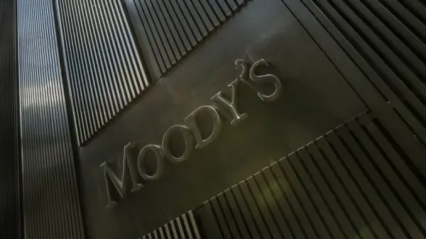 Moody's'in Türkiye kredi notu değerlendirmesini gösteren finansal grafikler ve analizler