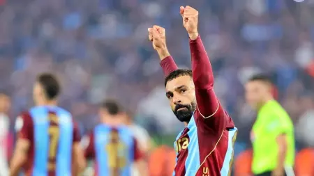 Muhammed Salah Trabzonspor formasıyla gol sevinci yaşıyor