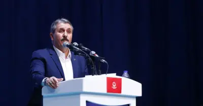 Mustafa Destici, BBP'nin Olağan Kurultayında Yeniden Genel Başkanlığa Seçildi