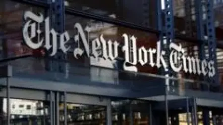 New York Times binası ve gazete logosu