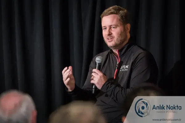 Nicolas Sauvage, TDK Ventures CEO'su, bir konferansta konuşurken