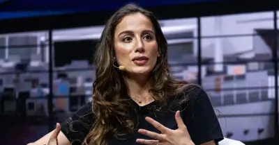 OpenAI Eski CTO'su Mira Murati'den Yapay Zeka Vizyonu: İnsan Odaklı Süper Zeka