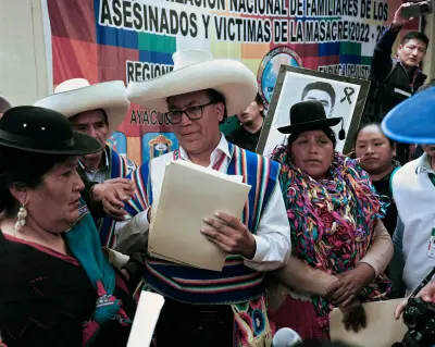 Peru'da Seçmenler Sandık Başında: Fujimori ve Sánchez Arasında Kıyasıya Mücadele