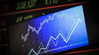 Piyasalarda Dalgalı Seyir: BIST 100 Yükselirken Altın ve Fonlar Geriledi