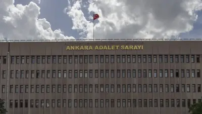 Ankara Pursaklar'da polis uygulama noktasında güvenlik güçleri