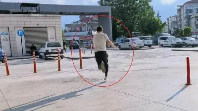 Polisten Kaçarken Yakalanan Şüpheli: 'Sen Dur Dedin Durdum Ağabey'